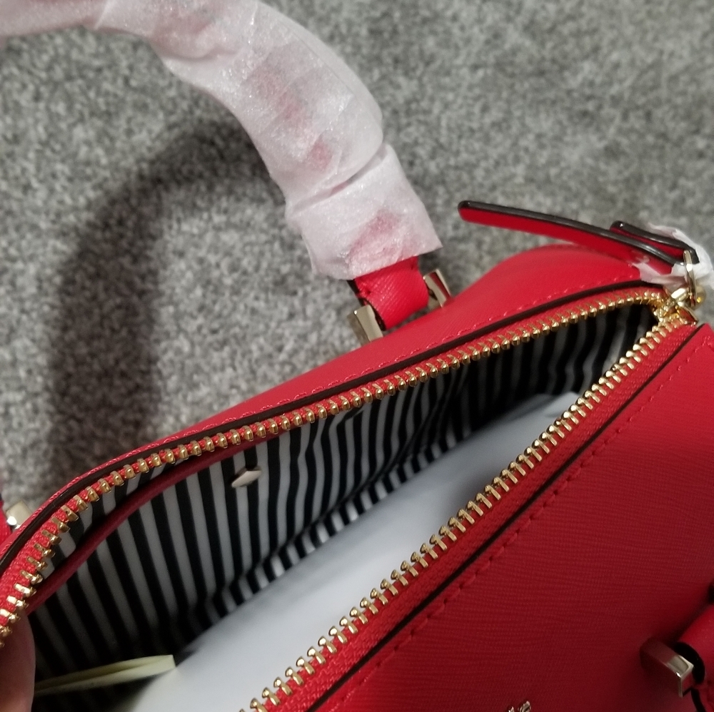 Kate Spade New York Cameron Street(Small) Lane Bag in Rooaterred - Picture 8 of 8